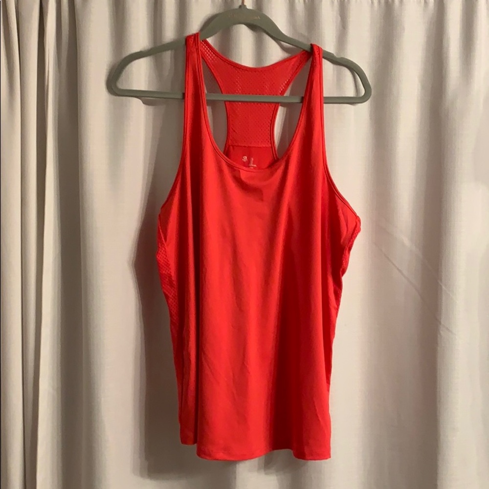 Gap workout tank